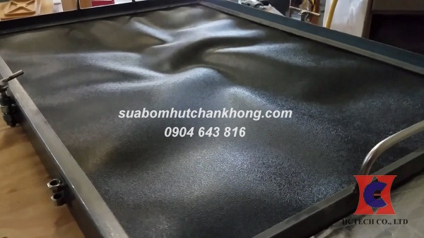 Bơm hút chân không dùng cho định hình nhựa