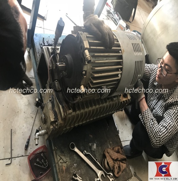 sua bom chan khong busch cho benh vien nhi trung uong