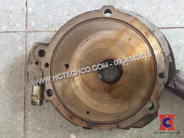 sua bom chan khonh rietschle vc50 tai benh vien lao khoa