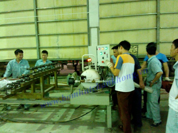 ỨNG DỤNG BƠM HÚT CHÂN KHÔNG TRONG QUÁ TRÌNH SẢN XUẤT NHÔM