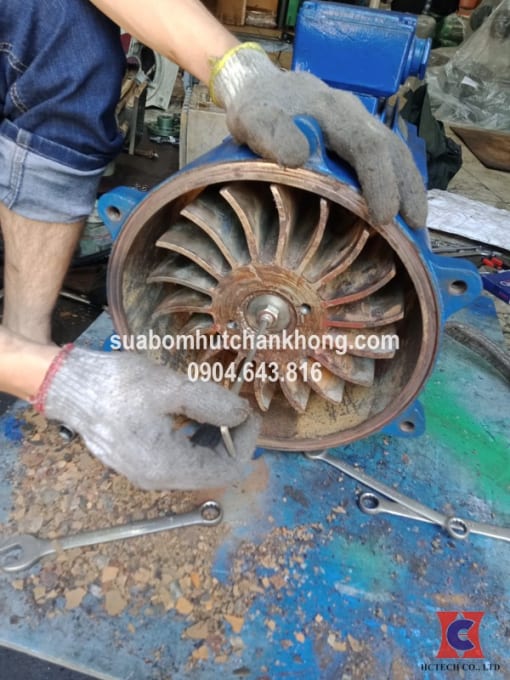 dich vu bao duong bom hut chan khong vong nuoc