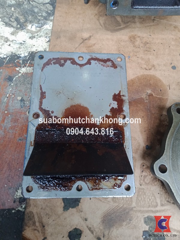 bom vong dau busch xuat hien bui ban 