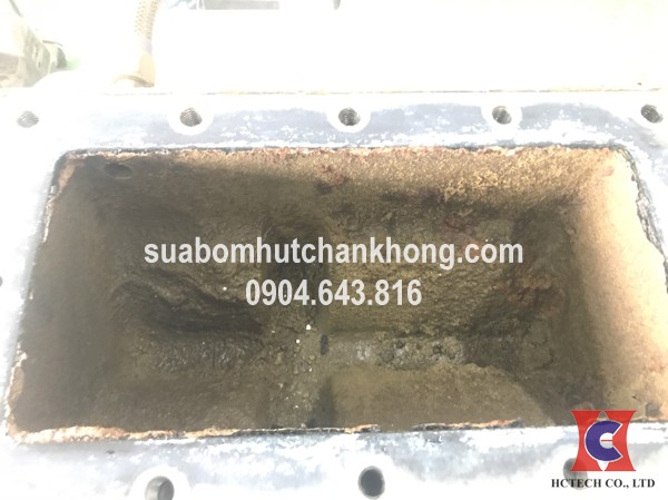 sua chua bom hut chan khong truc vit cho cong ty parker processin viet nam