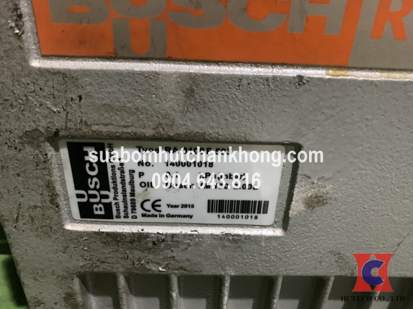 Tem trên thân của máy bơm Busch 100F