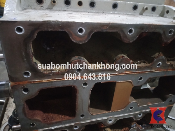 Buồng bơm chân không Anlet trước khi sửa chữa