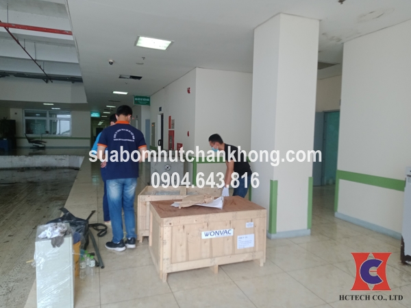 Bơm chân không wonchang WOVP 600I vận chuyển đến bệnh viện