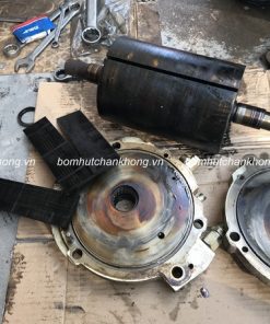 Bên trong của máy bơm chân không vòng dầu