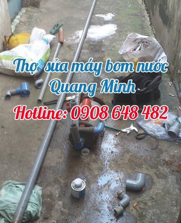 Hình ảnh sửa bơm nước cho khách của thợ nhà Quang Minh