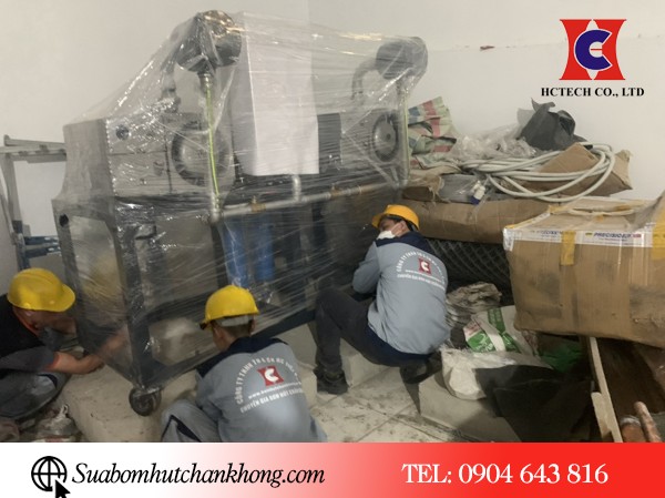 Lắp đặt hệ thống bơm chân không tại phòng máy